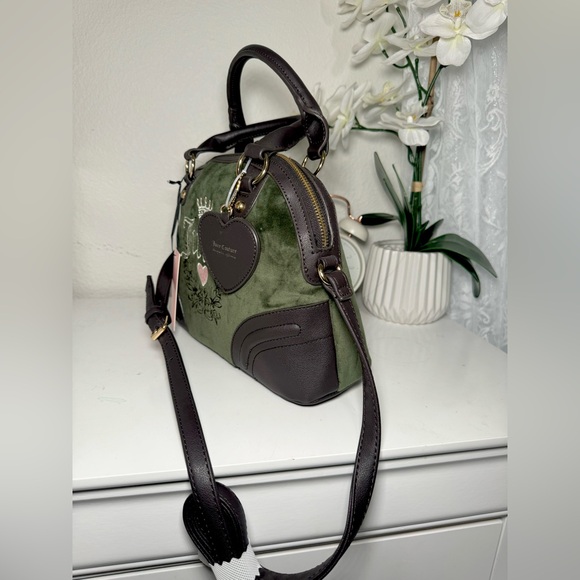 Sold - Picture 4 of 5